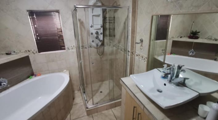 2 Bedroom Property for Sale in Diamant Park Northern Cape